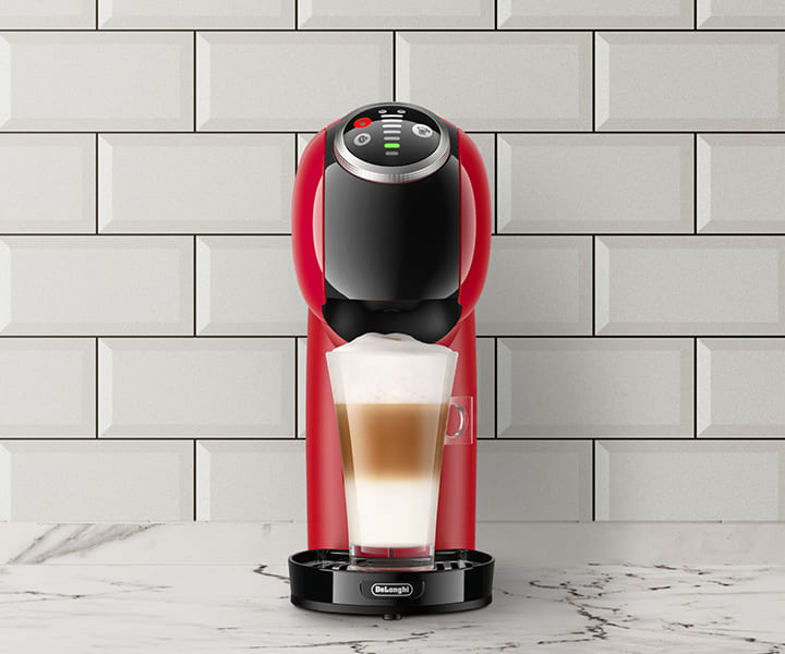 NESCAFÉ® Dolce Gusto® Genio S Plus automatique couleur rouge